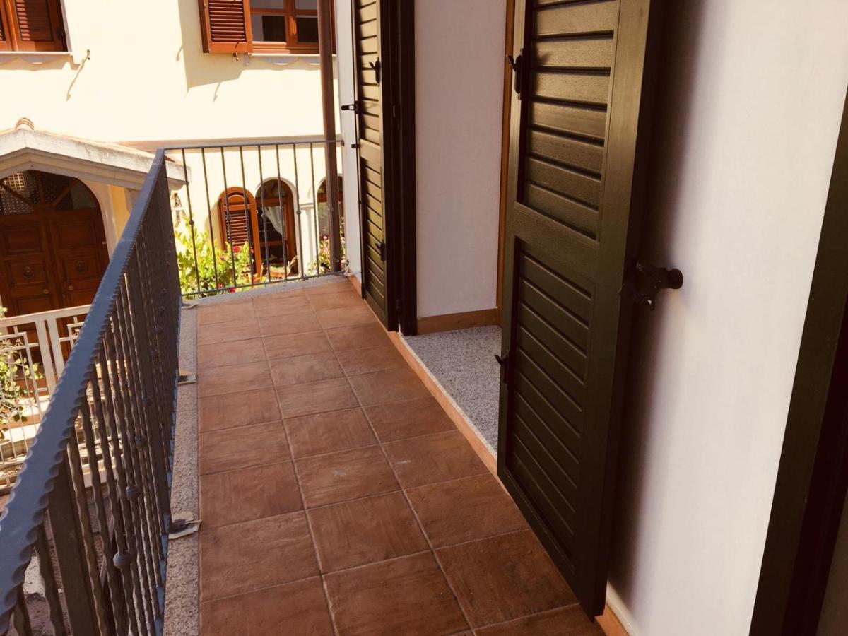 Aparthotel Cav Mameli à Dorgali Extérieur photo
